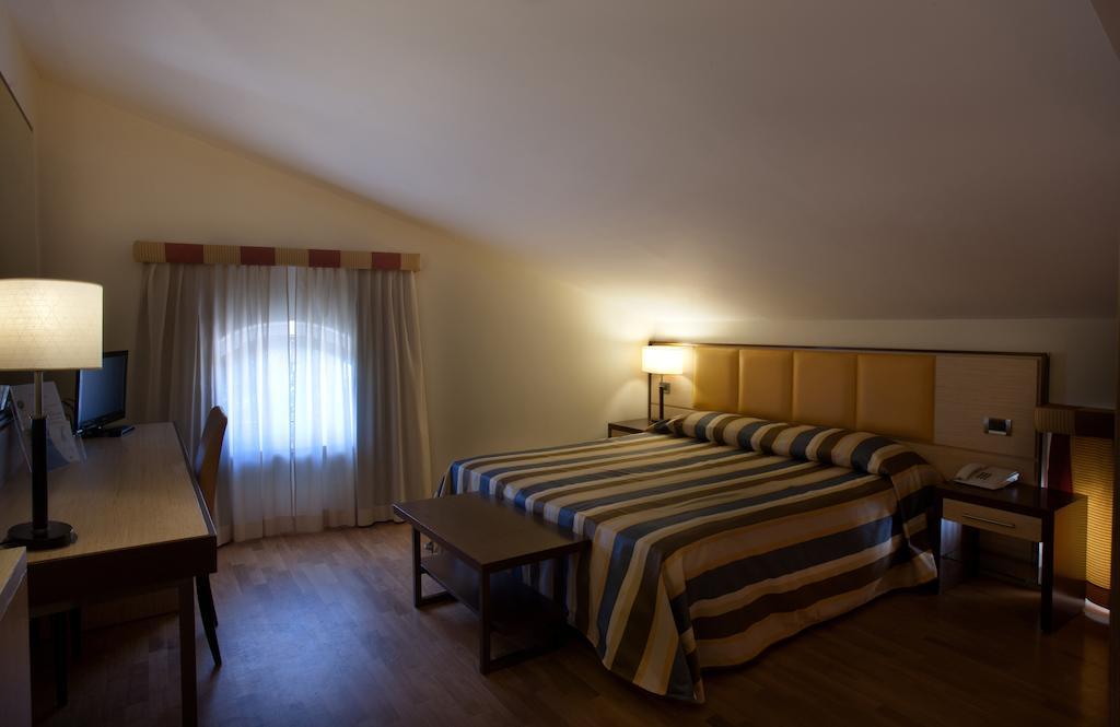 Virgilio Grand Hotel Sperlonga Exterior photo